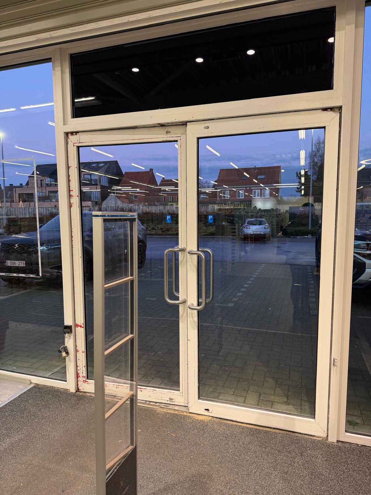Zelf je deur openen: welke methodes werken écht (en welke schade geven)