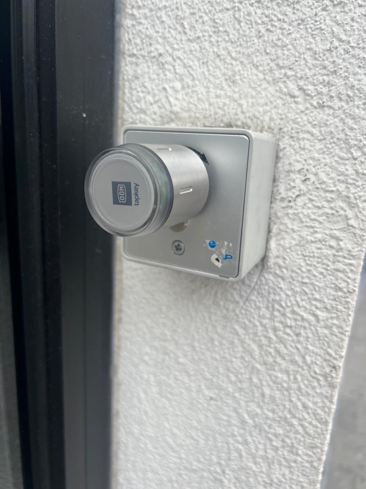 Smart lock installatie Tapkey